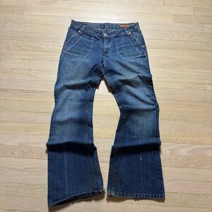 Vintage Y2K Bongo Authentic Low Rise Flare Jeans Whiskered  Women's Size 11 ~32"